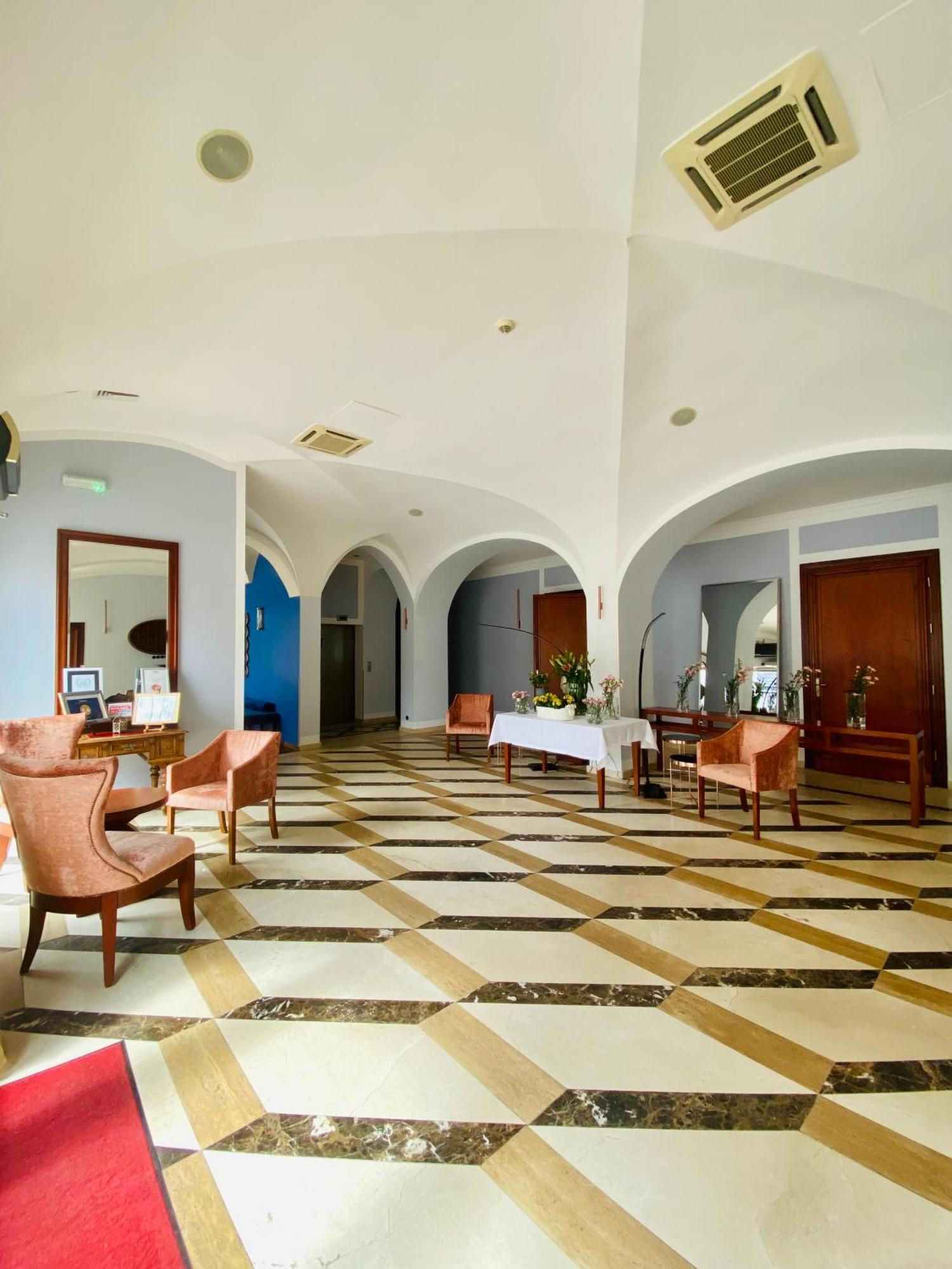 Hotel Rejs Устка Экстерьер фото