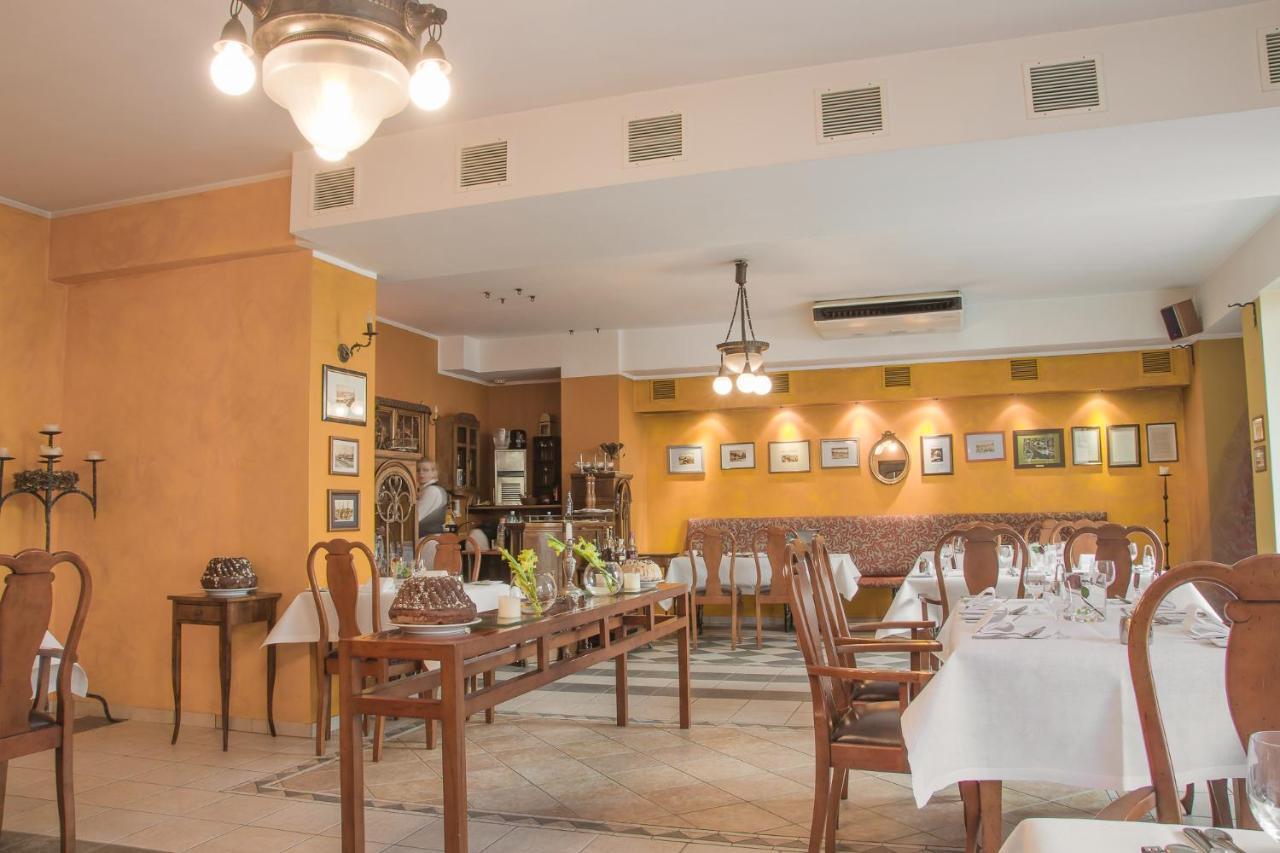 Hotel Rejs Устка Экстерьер фото